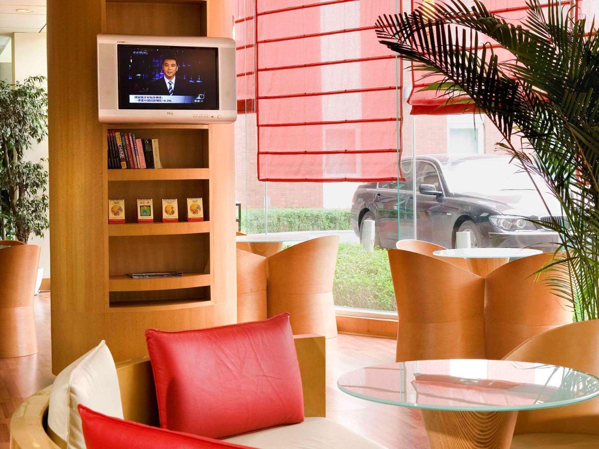 Ibis Chengdu Yongfeng Hotel Екстер'єр фото