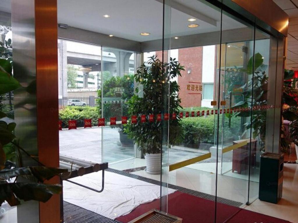 Ibis Chengdu Yongfeng Hotel Екстер'єр фото