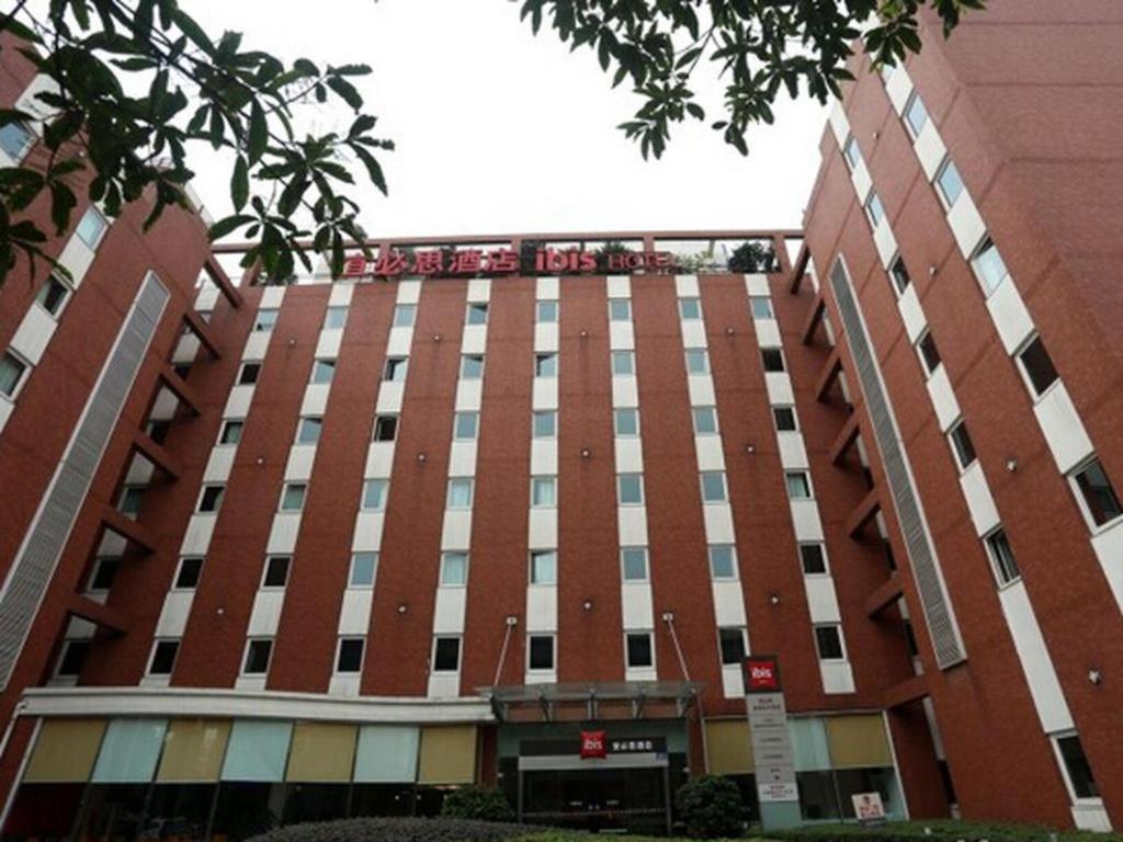Ibis Chengdu Yongfeng Hotel Екстер'єр фото